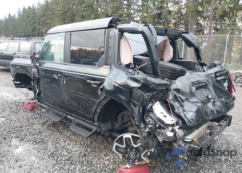 2024 Ford Bronco Outer Banks из США, поврежденный, VIN 1FMDE8BH1RLA81215